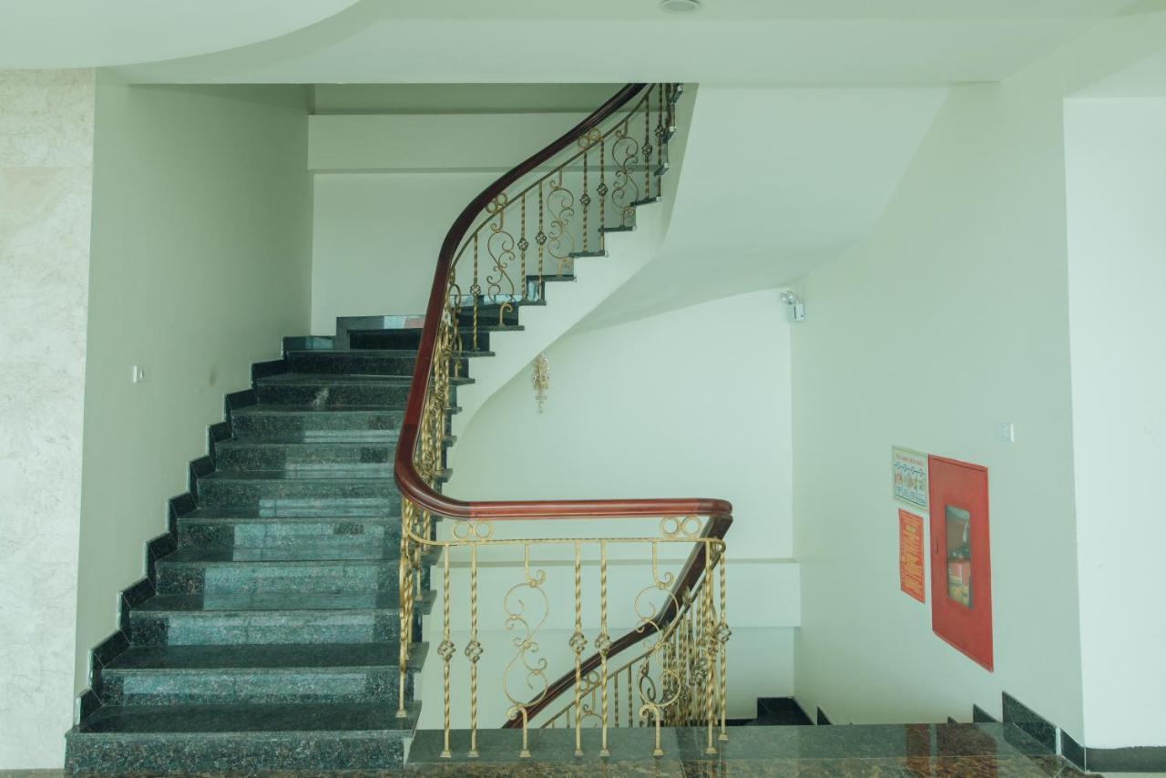Hung Long Hotel Phủ Từ Sơn Kültér fotó