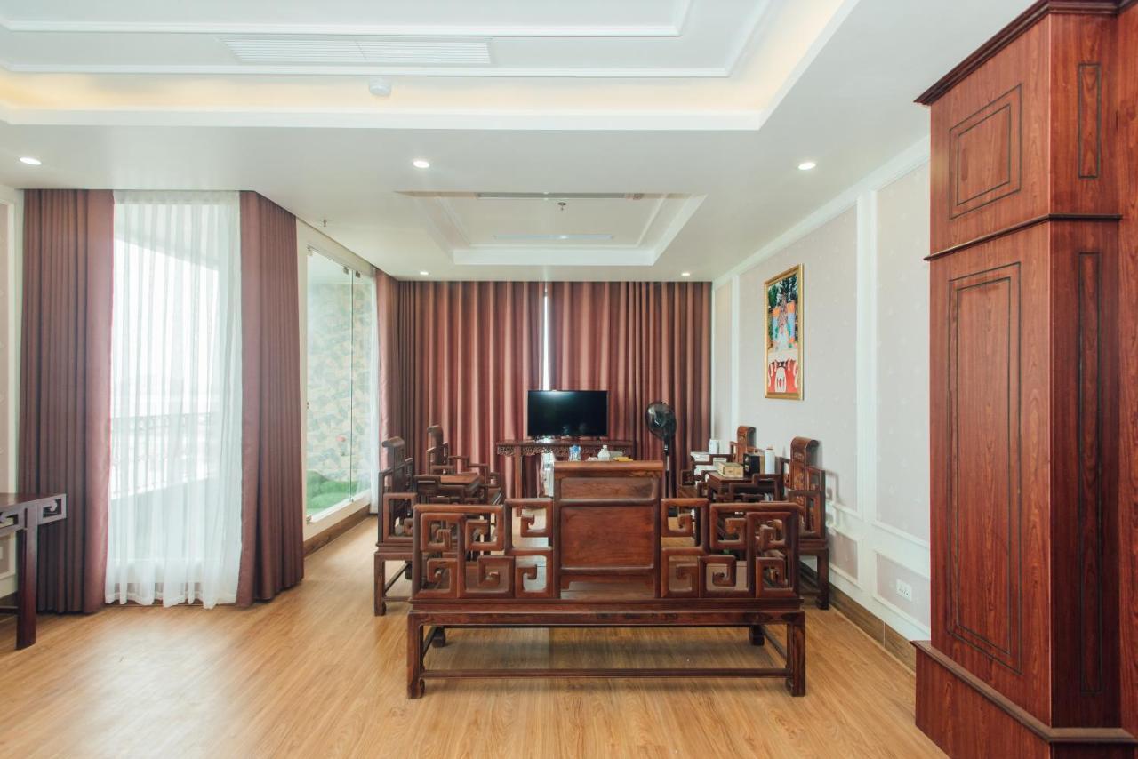 Hung Long Hotel Phủ Từ Sơn Kültér fotó